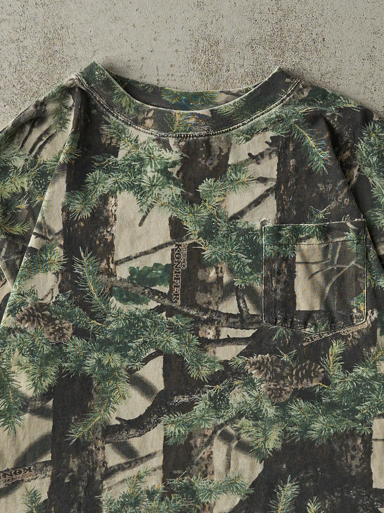 Vintage Y2K Camo Cabela's X Seclusion 3D Camo Pocket Tee (L/XL) sold by Rebalance Vintage product image thumbnail 2