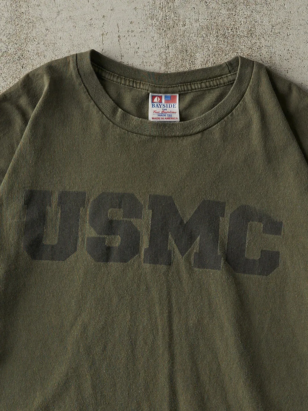 Vintage Y2K Green USMC United States Marine Corps Tee (L/XL) sold by Rebalance Vintage product image thumbnail 2