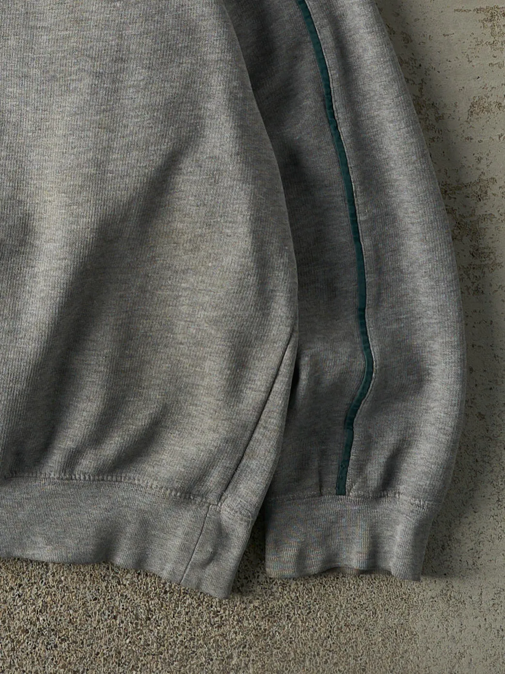 Vintage Y2K Grey Embroidered Philadelphia Eagles Crewneck (XL) sold by Rebalance Vintage product image thumbnail 3