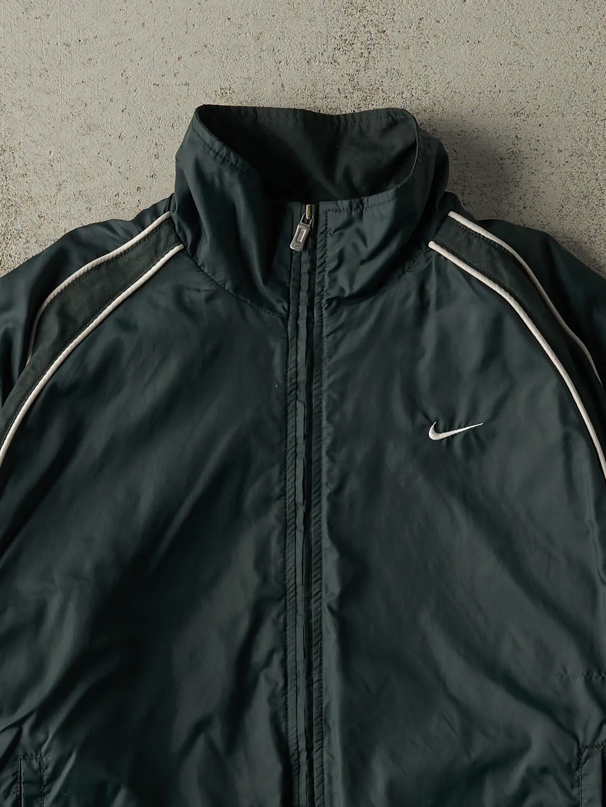 Vintage 90s Green Nike Windbreaker Boxy Jacket (S/M) sold by Rebalance Vintage product image thumbnail 4