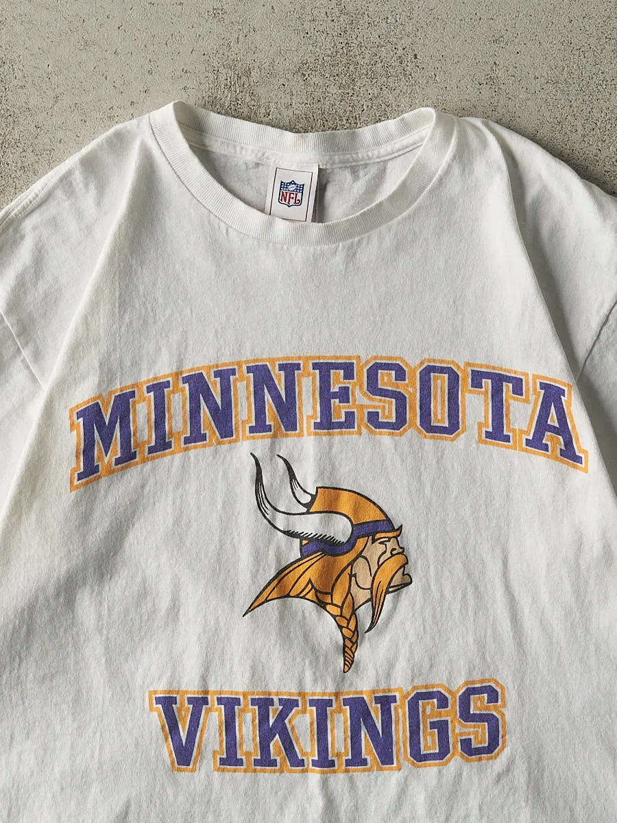 Vintage Y2K White Minnesota Vikings Tee (M/L) sold by Rebalance Vintage product image thumbnail 2