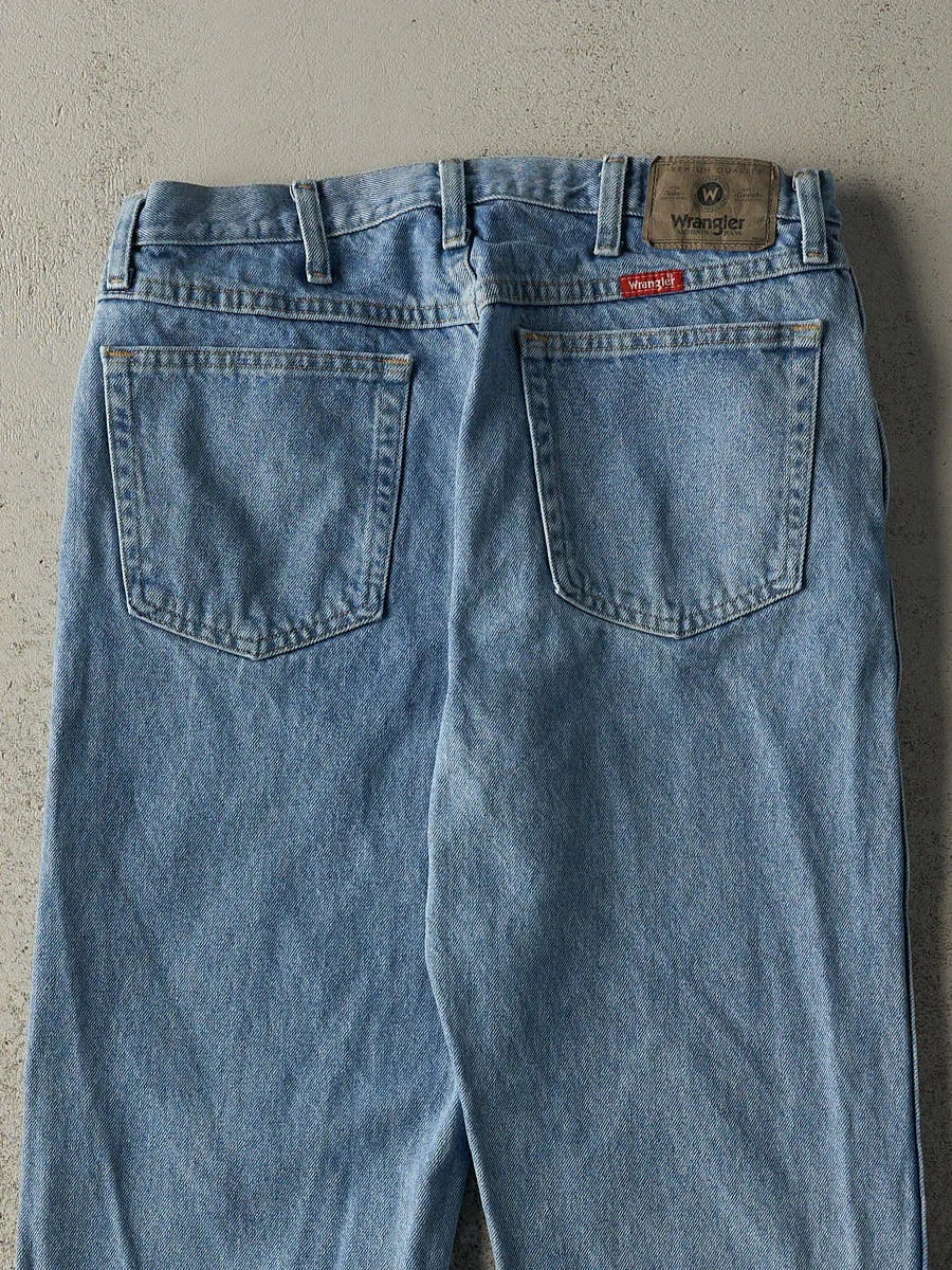 Vintage 90s Light Wash Wrangler Jeans (32x32) sold by Rebalance Vintage product image thumbnail 4