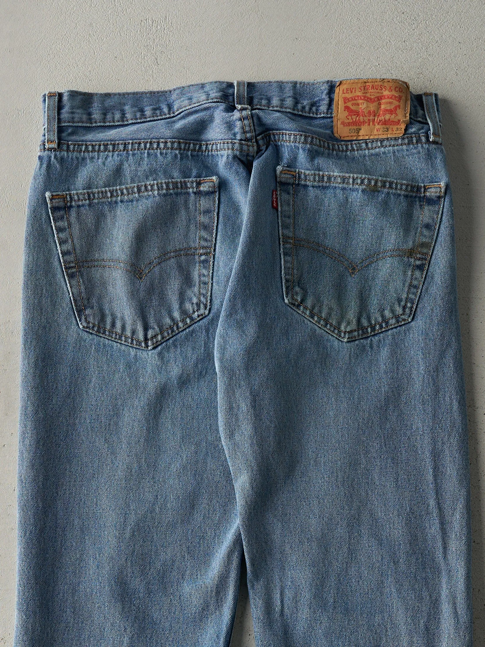 Vintage Y2K Light Wash Levi's 505 Jeans (34x31) sold by Rebalance Vintage product image thumbnail 5