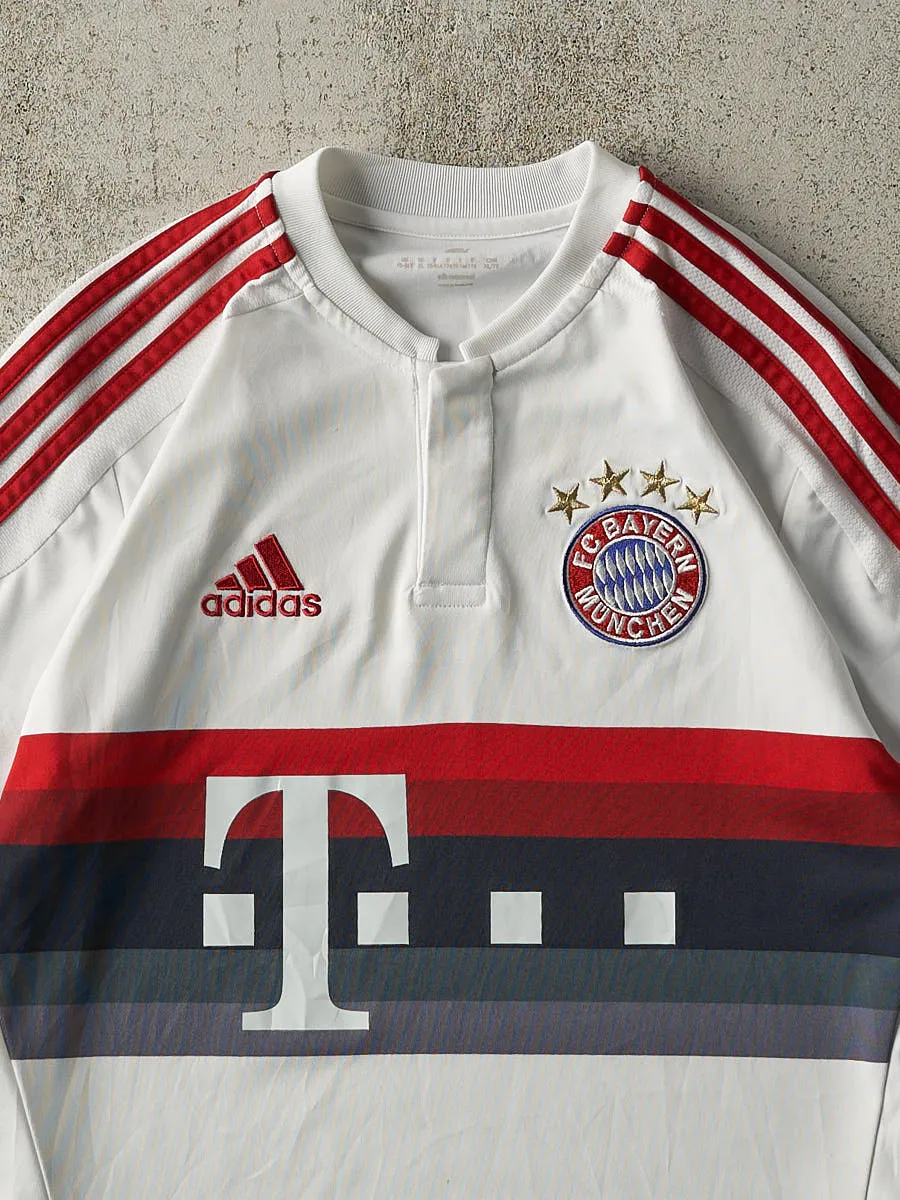 Vintage Y2K White FC Bayern Munchen Soccer Jersey (S/M) sold by Rebalance Vintage product image thumbnail 2