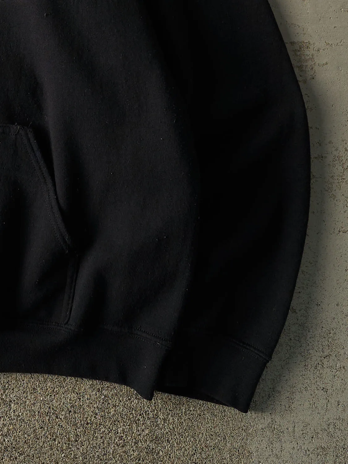 22' Black Perrysburg Ohio Harley Davidson Hoodie (L/XL) sold by Rebalance Vintage product image thumbnail 5