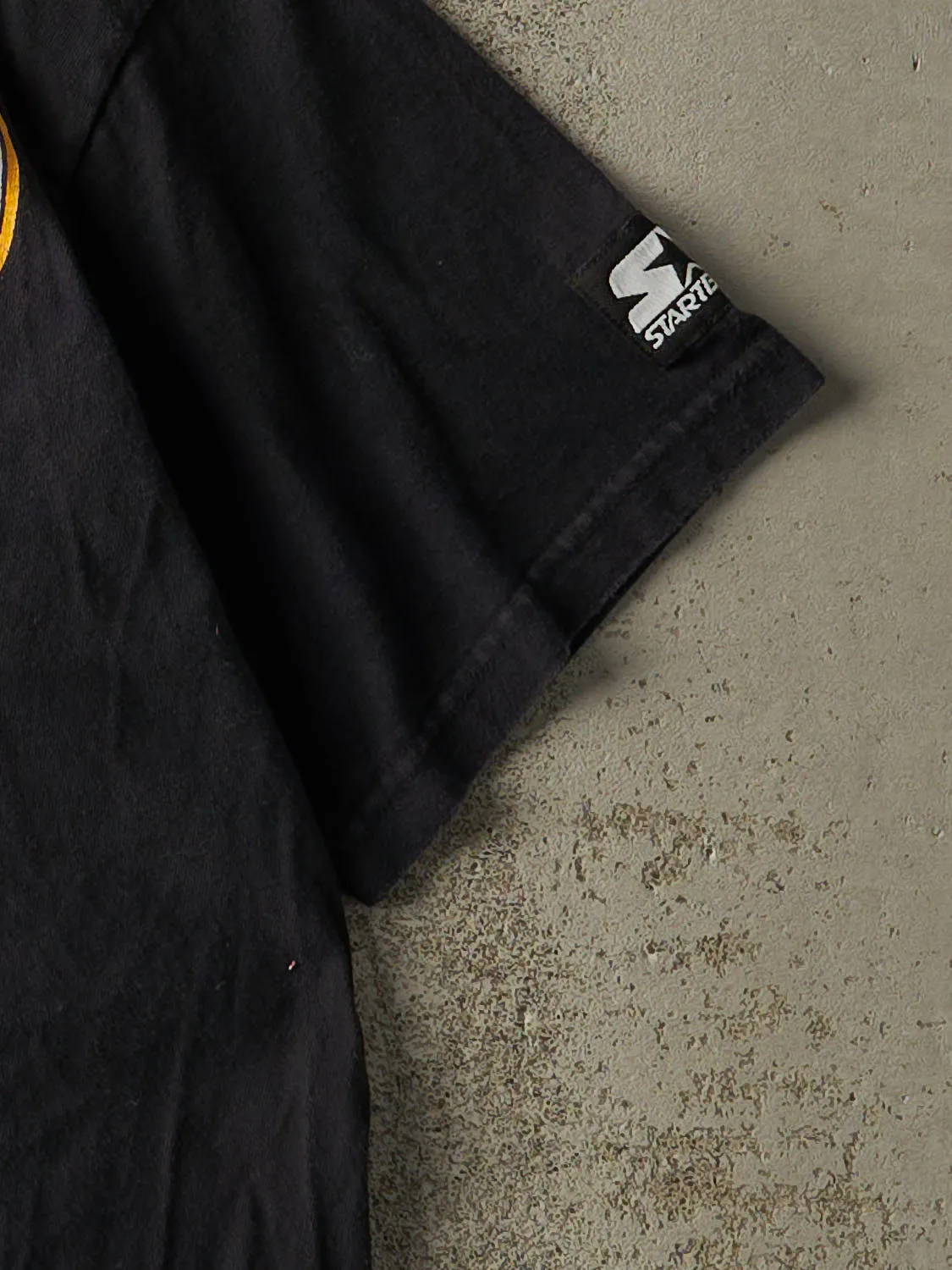 Vintage 90s Black Pittsburgh Steelers Tee (M/L) sold by Rebalance Vintage product image thumbnail 3