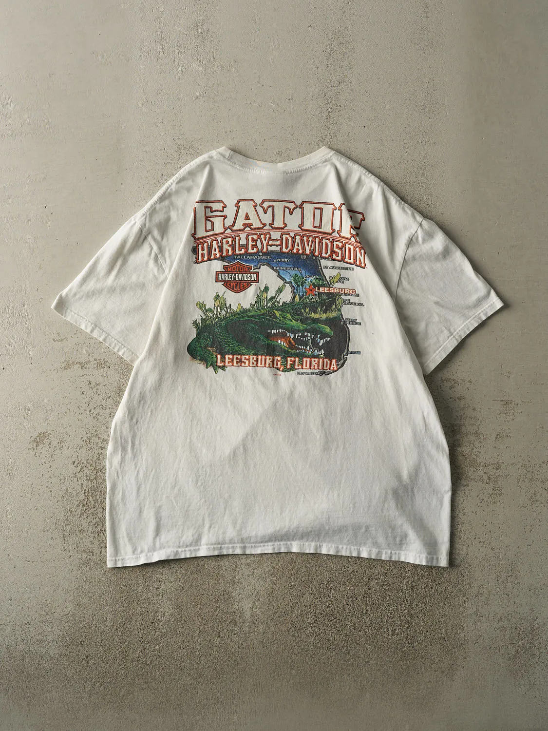 Vintage 13' White Leesburg Florida Harley Davidson Tee (XL/XXL) sold by Rebalance Vintage product image thumbnail 2