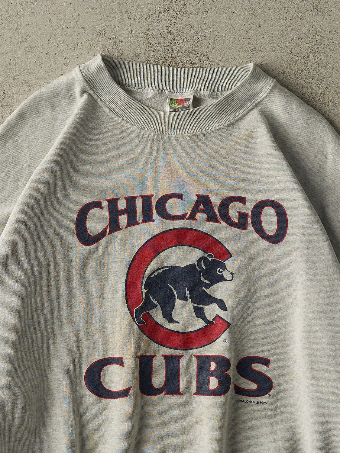 Vintage 96' Heather Grey Chicago Cubs Crewneck (XL) sold by Rebalance Vintage product image thumbnail 2