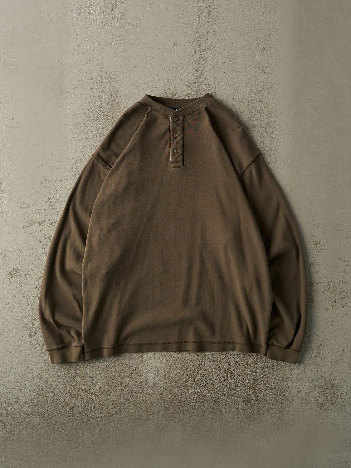 Vintage 90s Green Quarter Button Long Sleeve (XL) sold by Rebalance Vintage