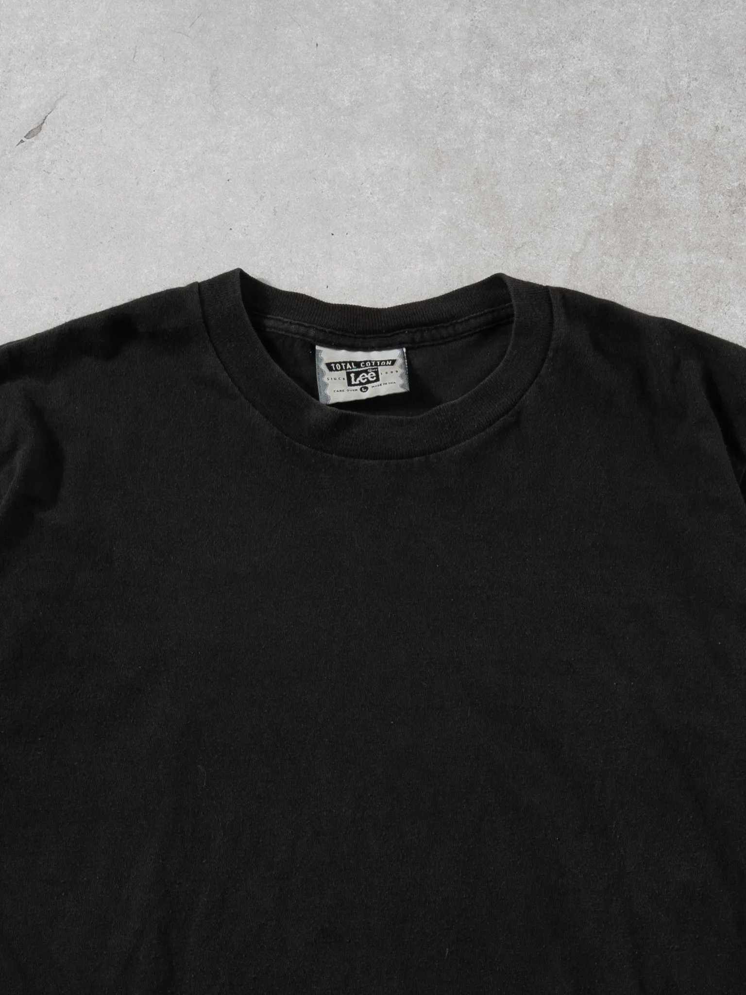 Vintage 90s Black Lee Blank Tee (M) sold by Rebalance Vintage product image thumbnail 2