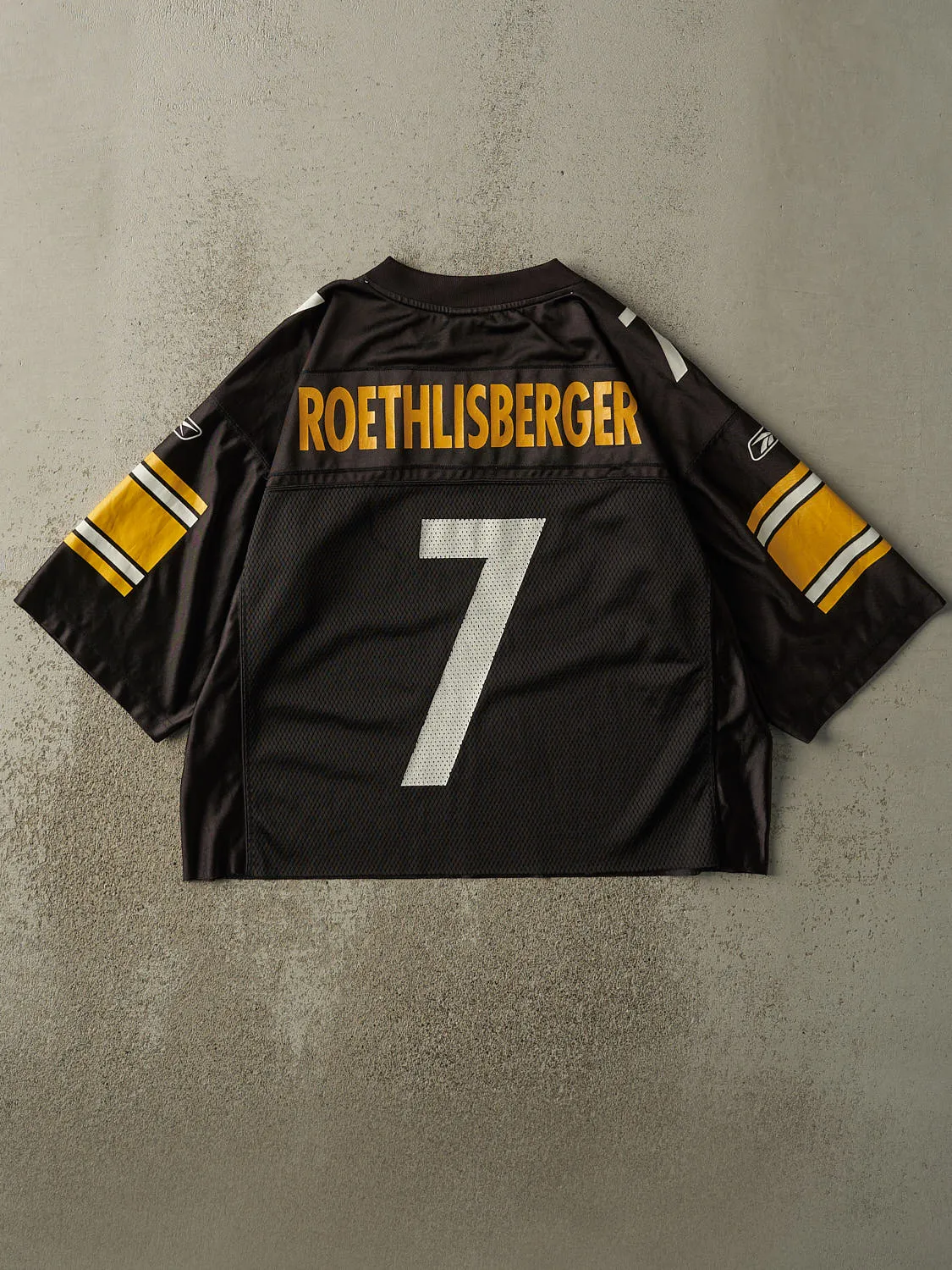Vintage Y2K Black Pittsburgh Steelers Ben Roethlisberger #10 Cropped Football Jersey (M/L) sold by Rebalance Vintage product image thumbnail 2