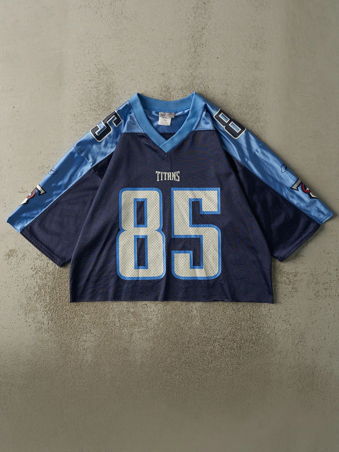 Vintage 90s Navy Tennessee Titans Derrick Mason #85 Signed Cropped Football Jersey (L) sold by Rebalance Vintage