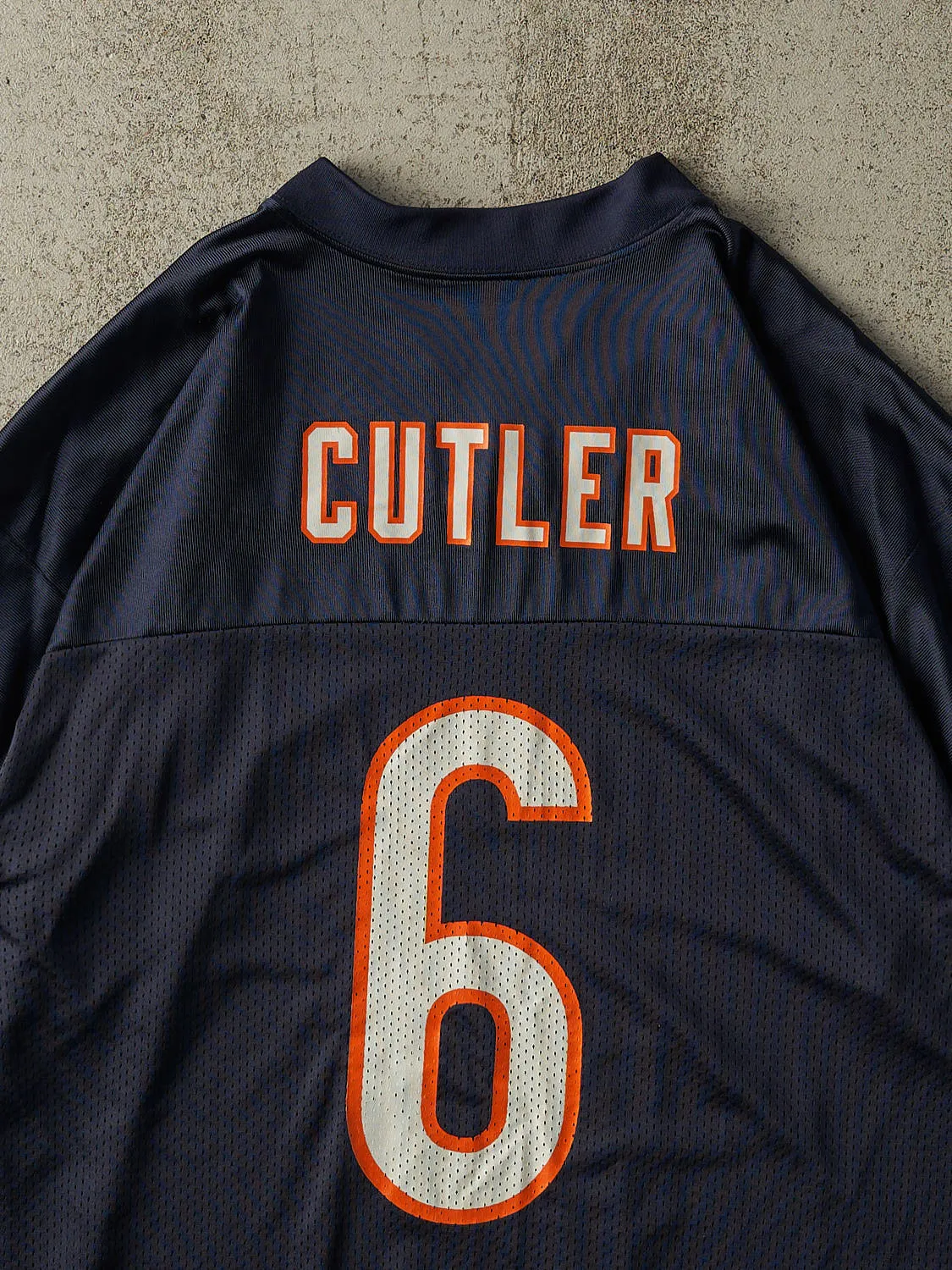 Vintage Y2K Navy Blue Chicago Bears #6 Jay Cutler Cropped Football Jersey (M/L) sold by Rebalance Vintage product image thumbnail 4