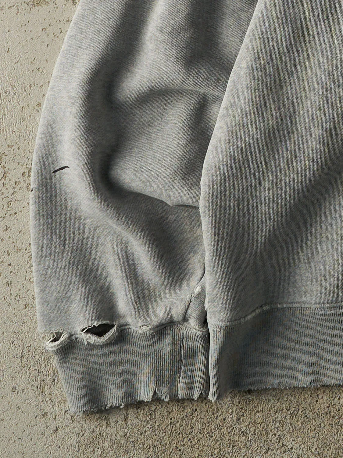 Vintage Y2K Grey Gap Embroidered Crewneck (L) sold by Rebalance Vintage product image thumbnail 3