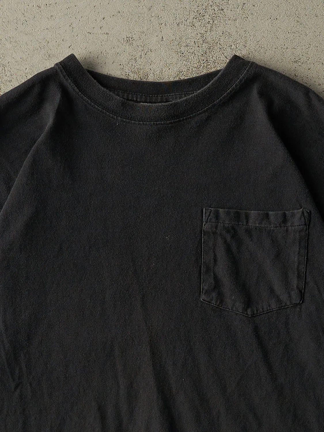 Vintage 90s Black Blank Pocket Tee (L/XL) sold by Rebalance Vintage product image thumbnail 2