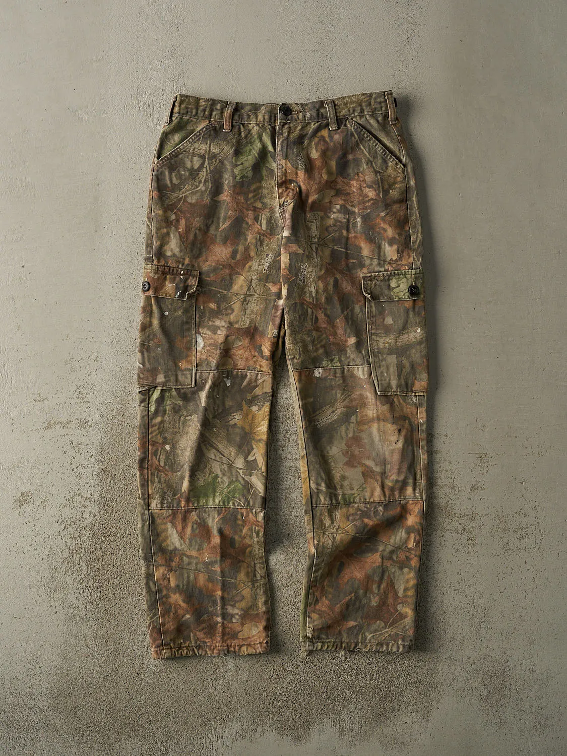 Vintage Y2K Camo Advantage Cargo Pants (33x30.5) sold by Rebalance Vintage