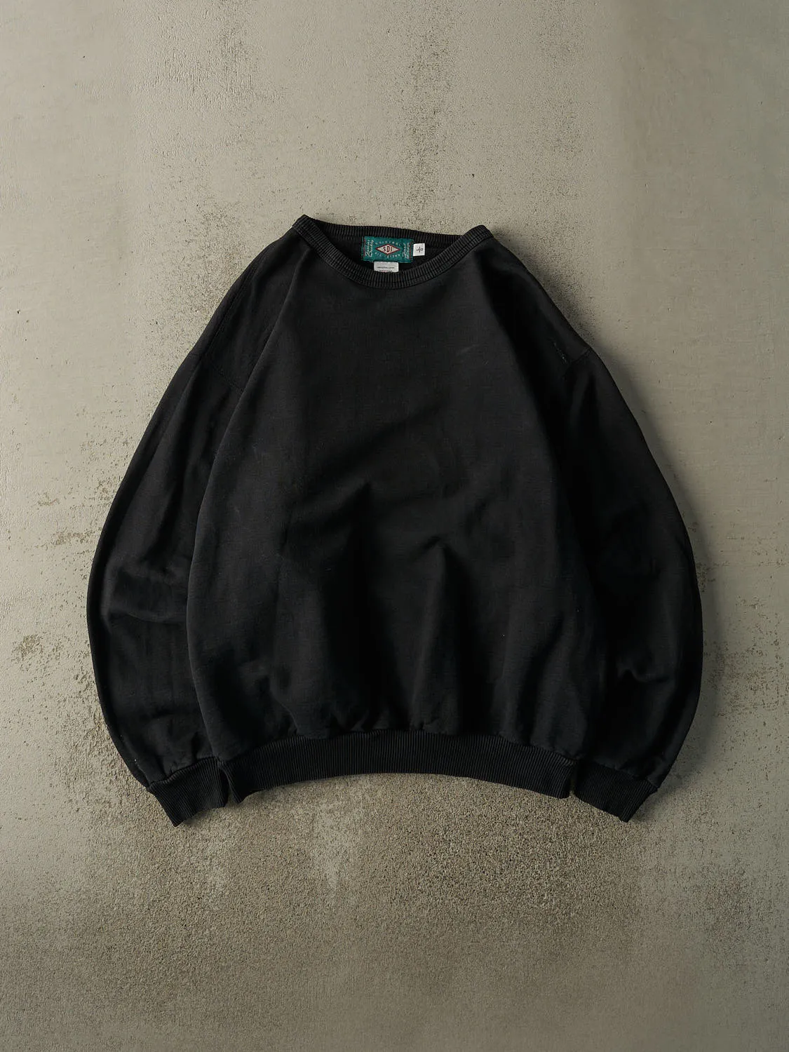Vintage Y2K Black Blank Crewneck (XL) sold by Rebalance Vintage