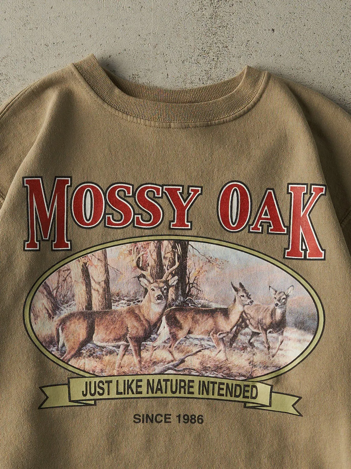 Vintage Y2K Beige Mossy Oak Crewneck (M/L) sold by Rebalance Vintage product image thumbnail 2