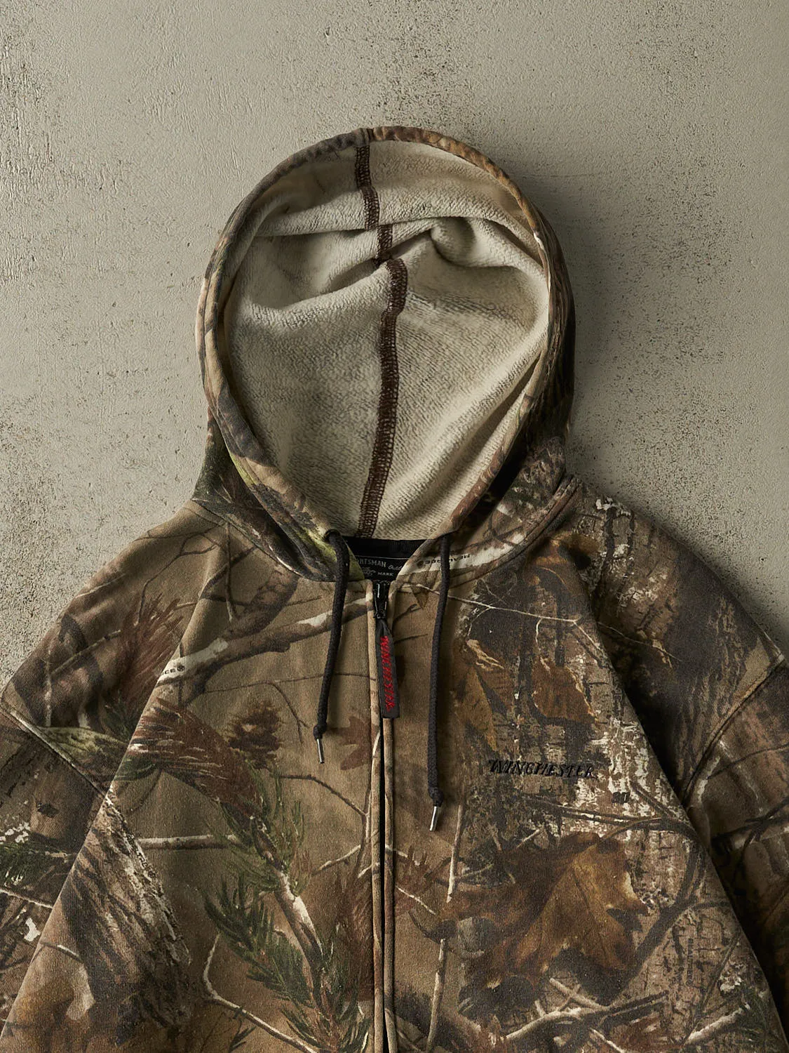 Vintage Y2K Camo Winchester x Realtree Zip Up Hoodie (XL) sold by Rebalance Vintage product image thumbnail 3