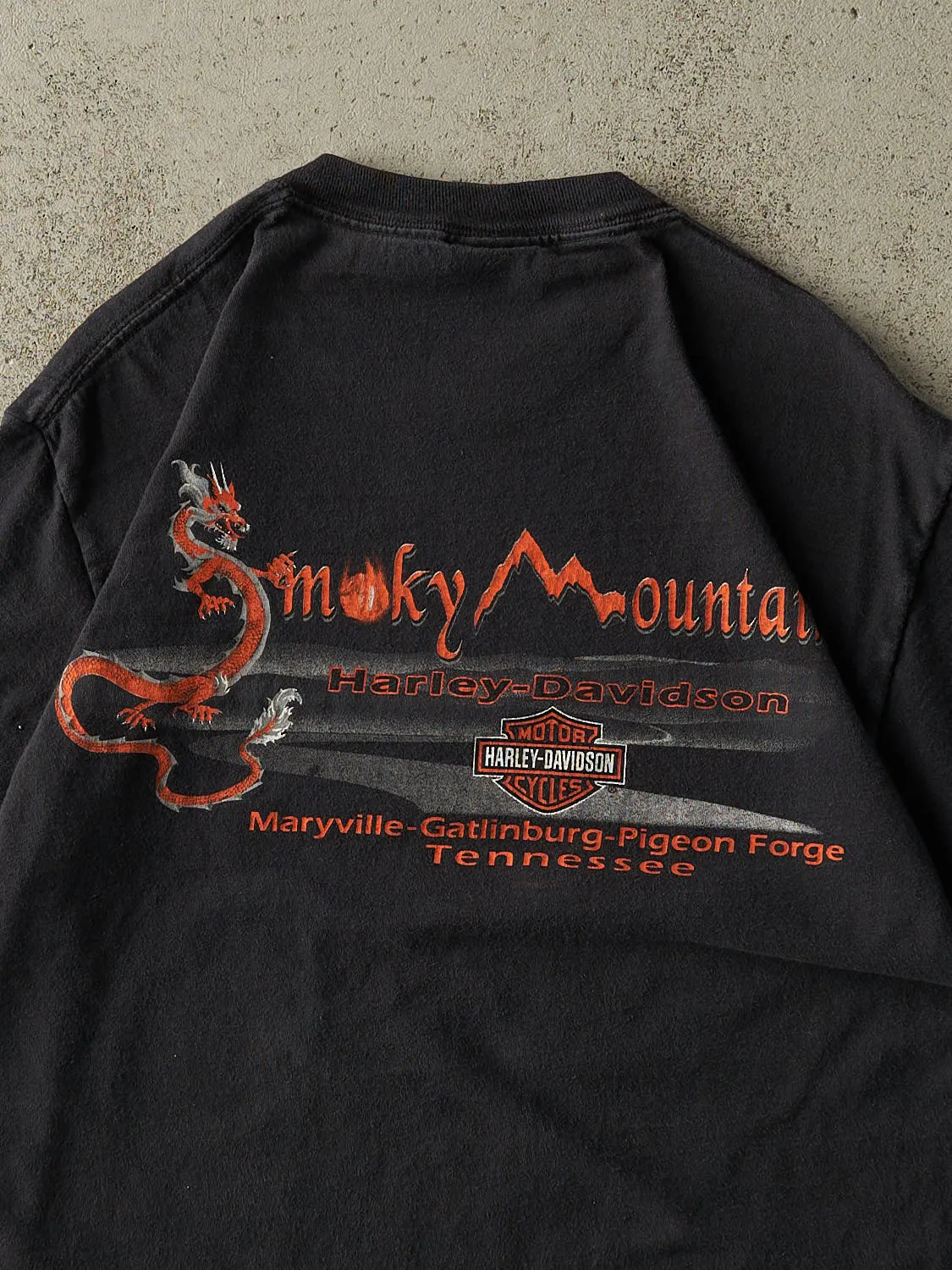Vintage 06' Black Pigeon Forge TN Harley Davidson Tee (S/M) sold by Rebalance Vintage product image thumbnail 5
