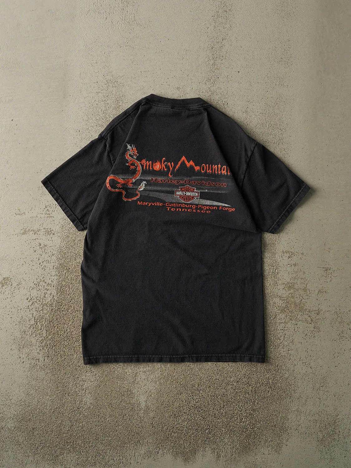 Vintage 06' Black Pigeon Forge TN Harley Davidson Tee (S/M) sold by Rebalance Vintage product image thumbnail 3