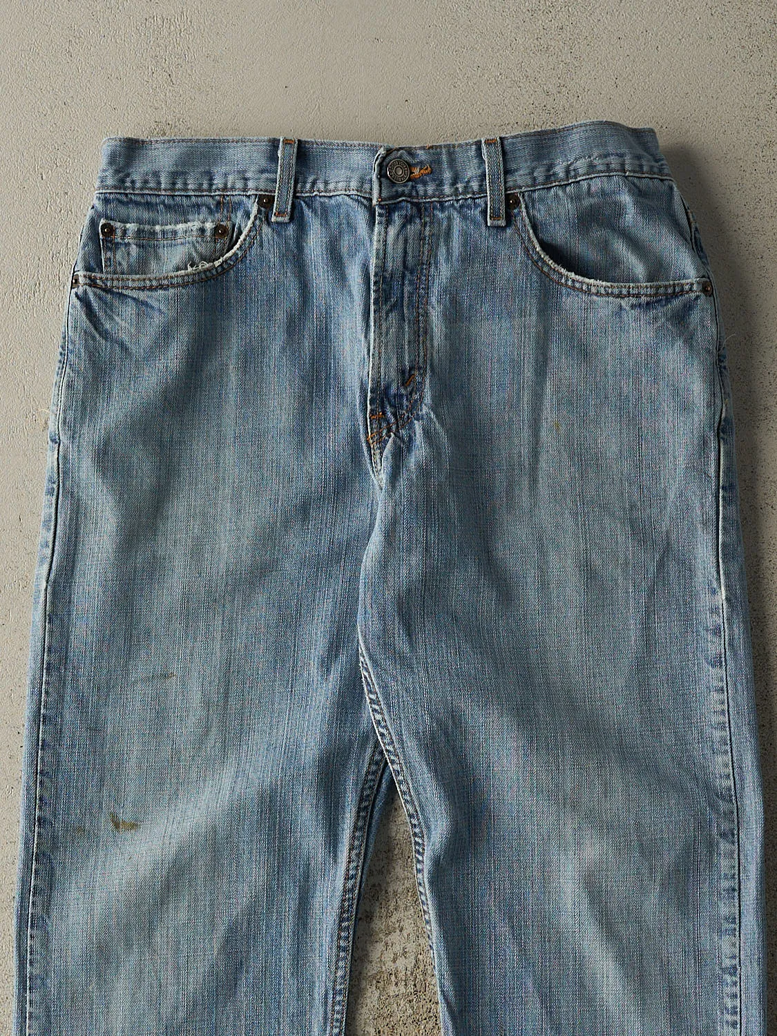 Vintage Y2K Light Wash Levi's Jeans (33.5x33.5) sold by Rebalance Vintage product image thumbnail 3