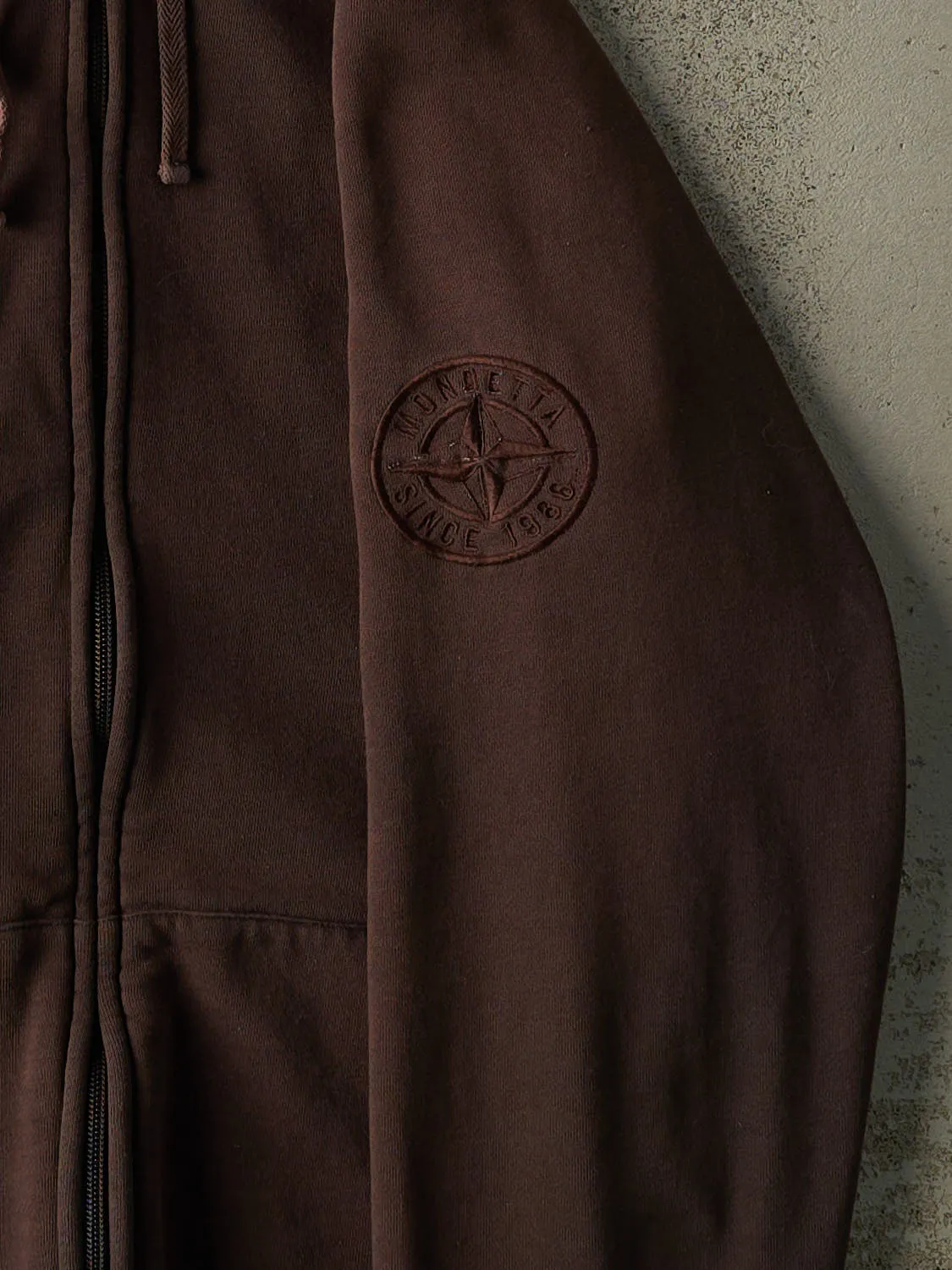 Vintage Y2K Brown Thermal Lined Zip Up Hoodie (L) sold by Rebalance Vintage product image thumbnail 3