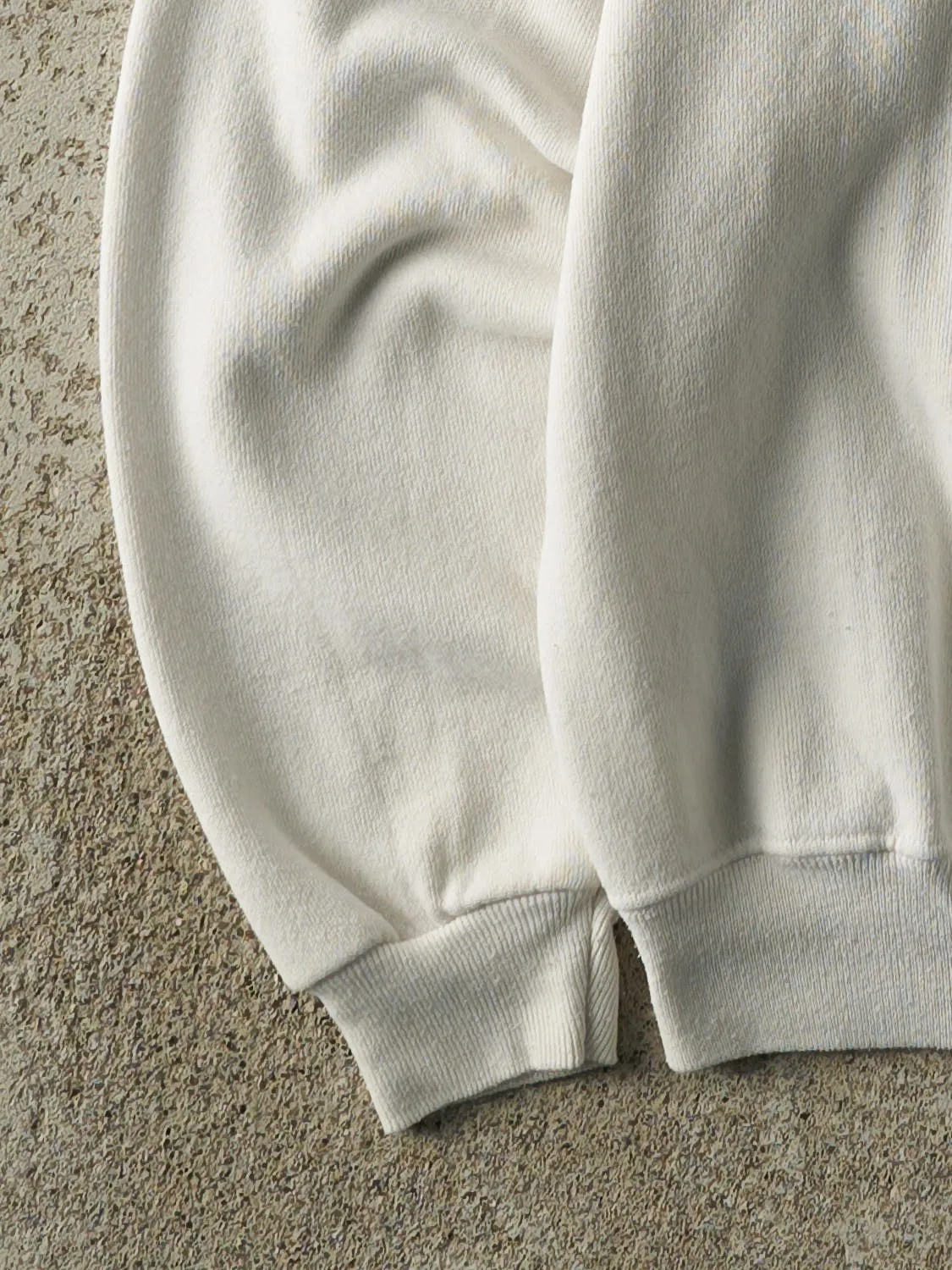 Vintage 96' White Atlanta Olympics Crewneck (M/L) sold by Rebalance Vintage product image thumbnail 3