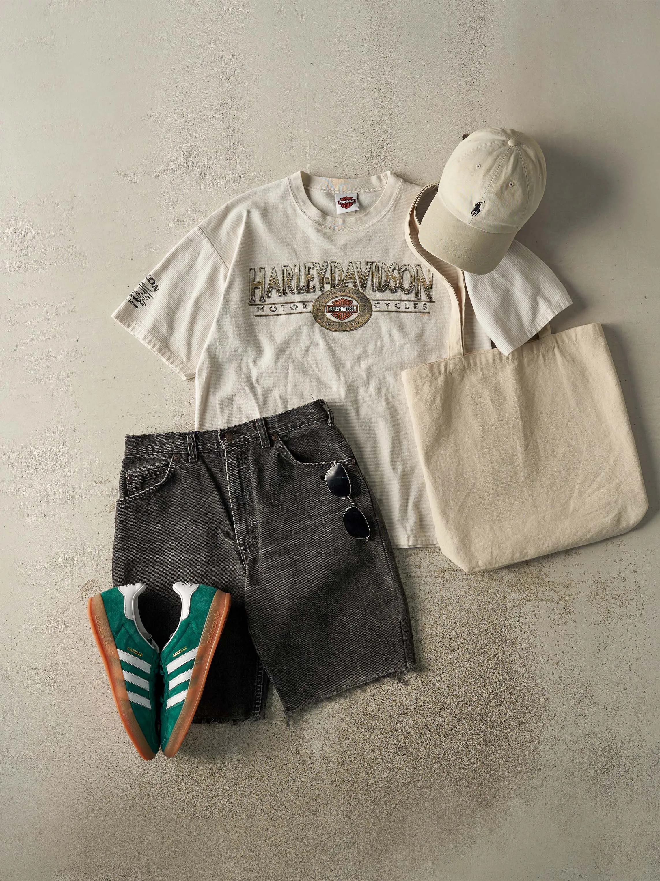 Vintage 80s Faded Black Levi's Orange Tab 634 Cut Off Denim Shorts (29x9.5) sold by Rebalance Vintage product image thumbnail 2