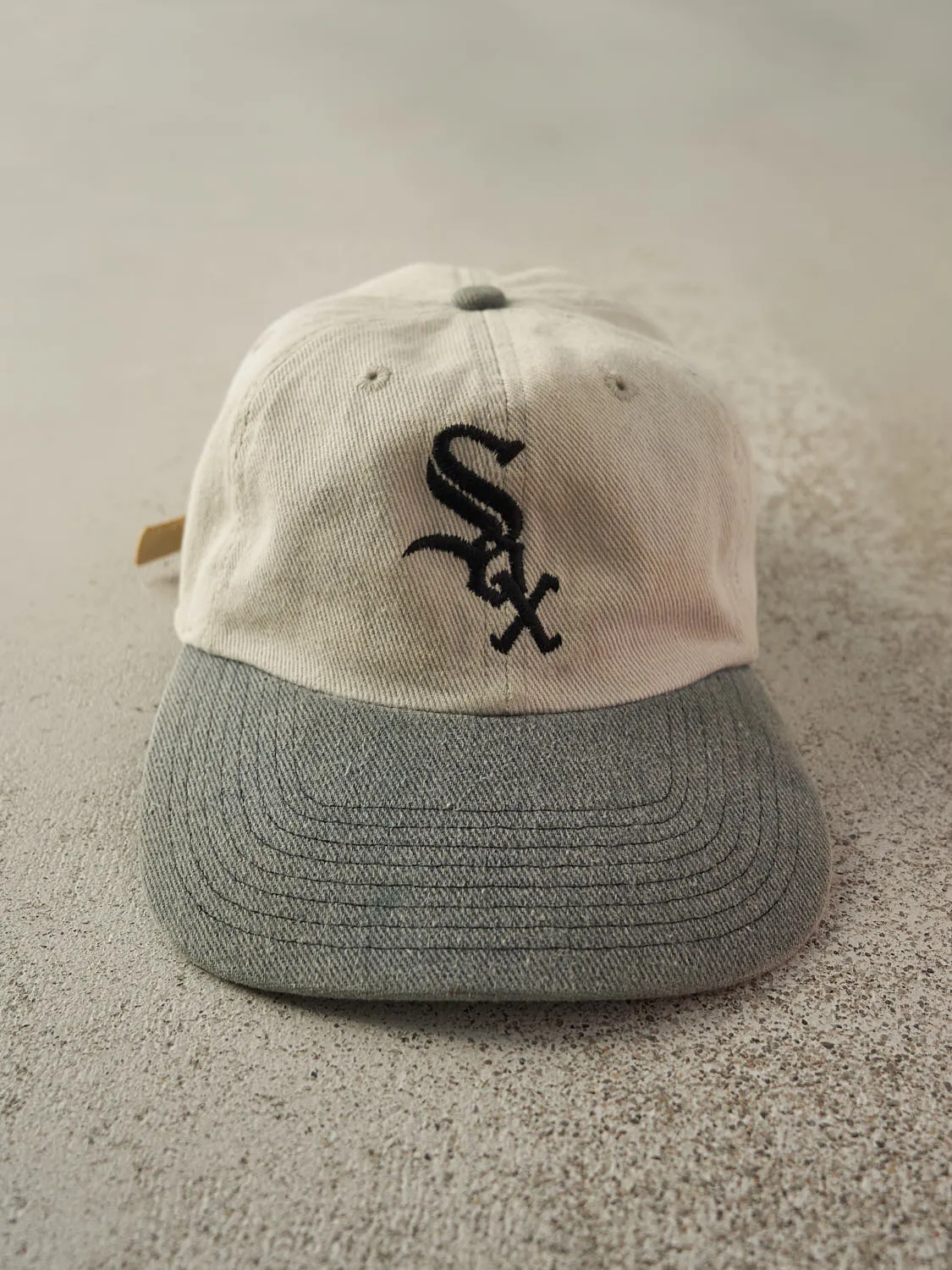 Vintage 90s Beige & Grey Chicago White Sox Embroidered Strapback Hat sold by Rebalance Vintage
