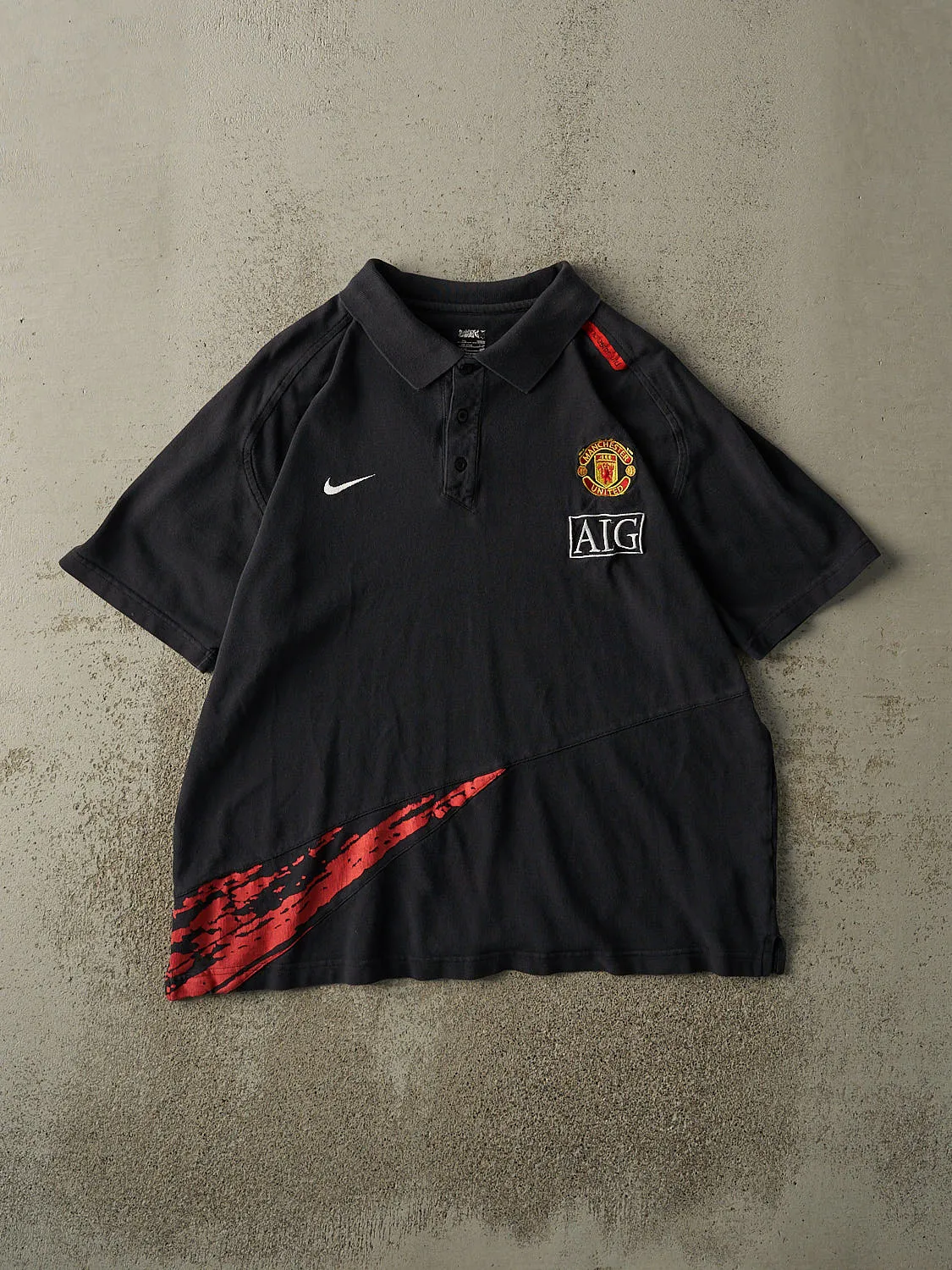 Vintage Y2K Black Manchester United Nike Embroidered Shirt (L/XL) sold by Rebalance Vintage