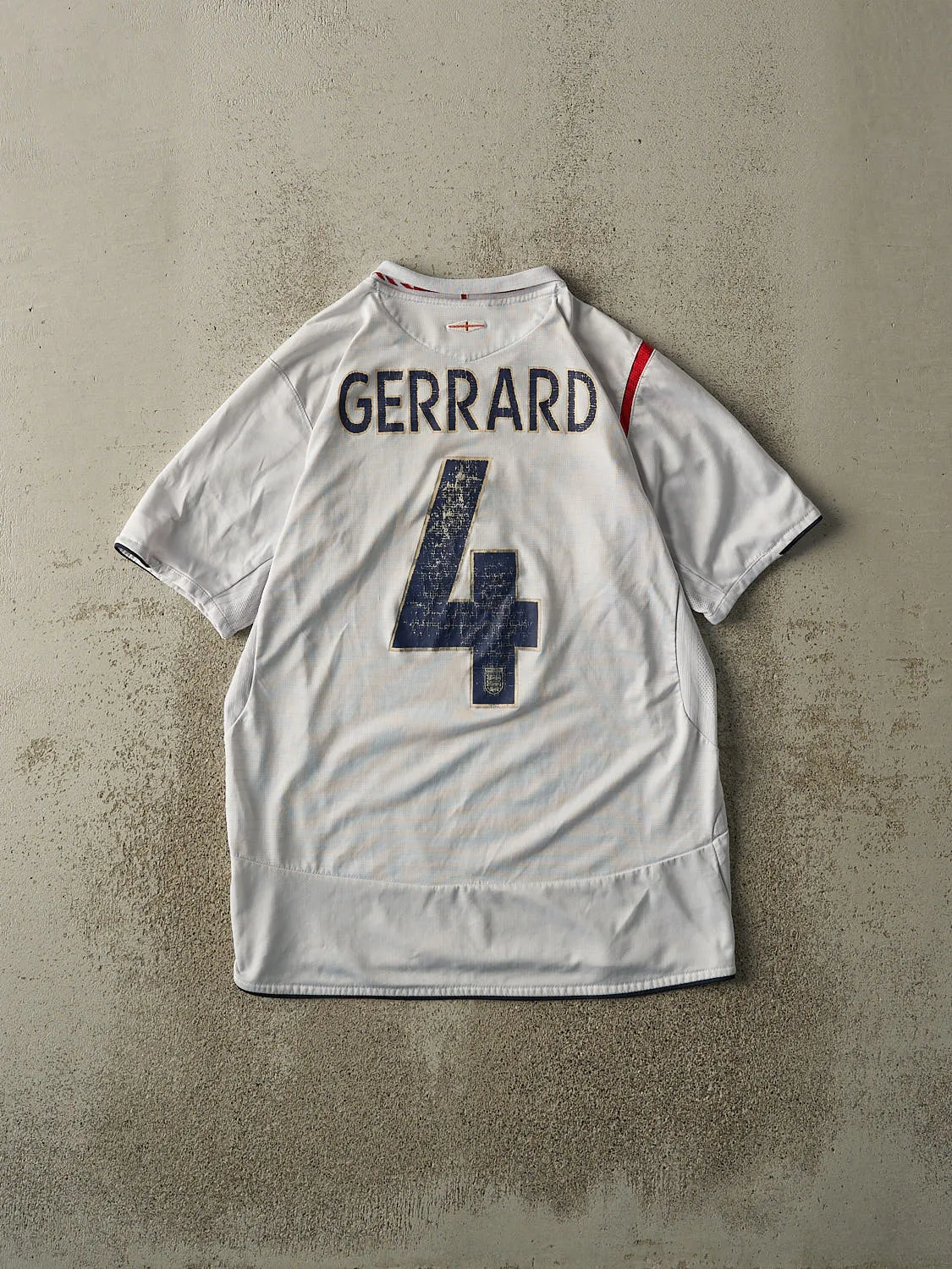 Vintage Y2K White England #4 Steven Gerrard Soccer Jersey (M/L) sold by Rebalance Vintage product image thumbnail 3