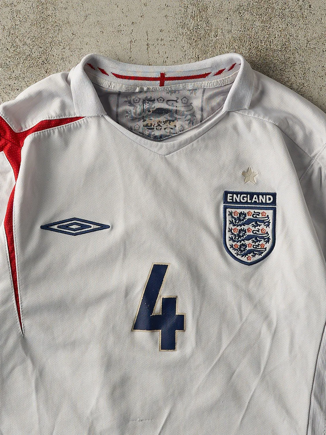 Vintage Y2K White England #4 Steven Gerrard Soccer Jersey (M/L) sold by Rebalance Vintage product image thumbnail 4