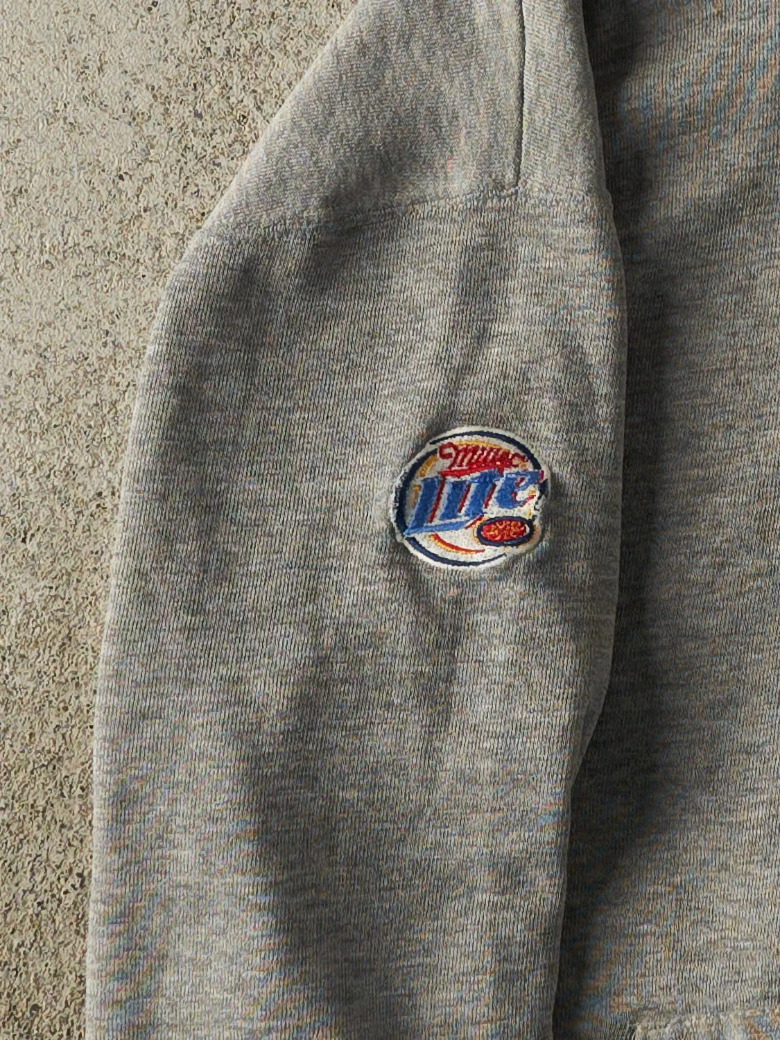 Vintage 90s Grey Chicago Bears Embroidered Hoodie (L/XL) sold by Rebalance Vintage product image thumbnail 4