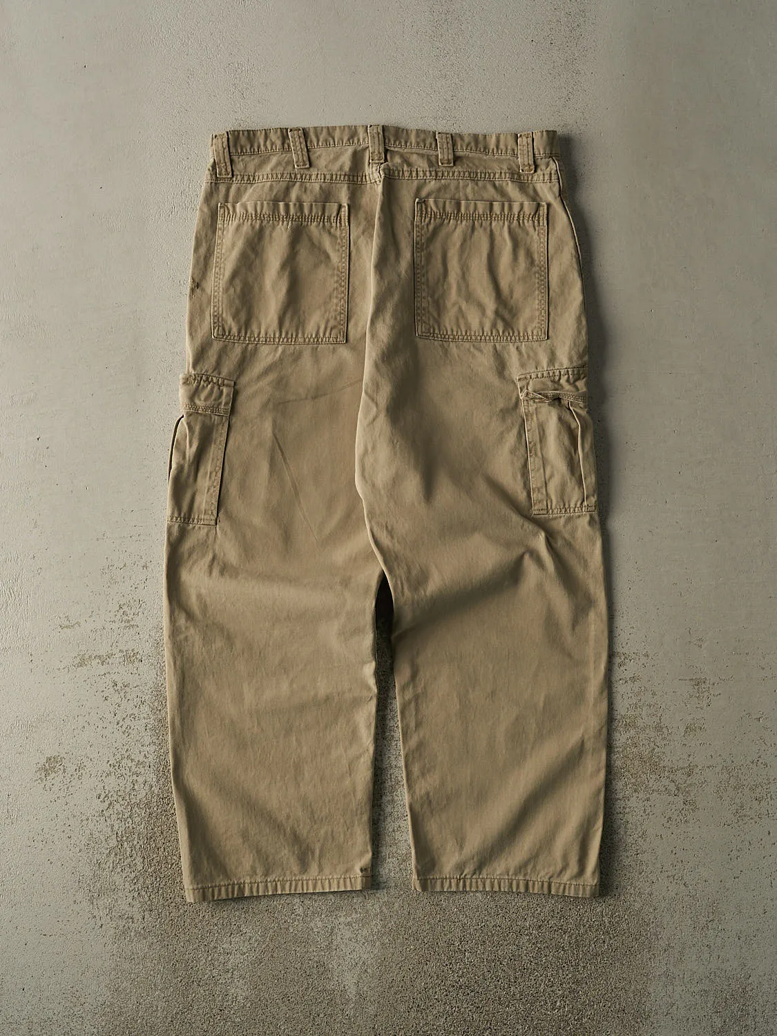 Vintage 90s Beige Wrangler Cargo Pants (37x29) sold by Rebalance Vintage product image thumbnail 2