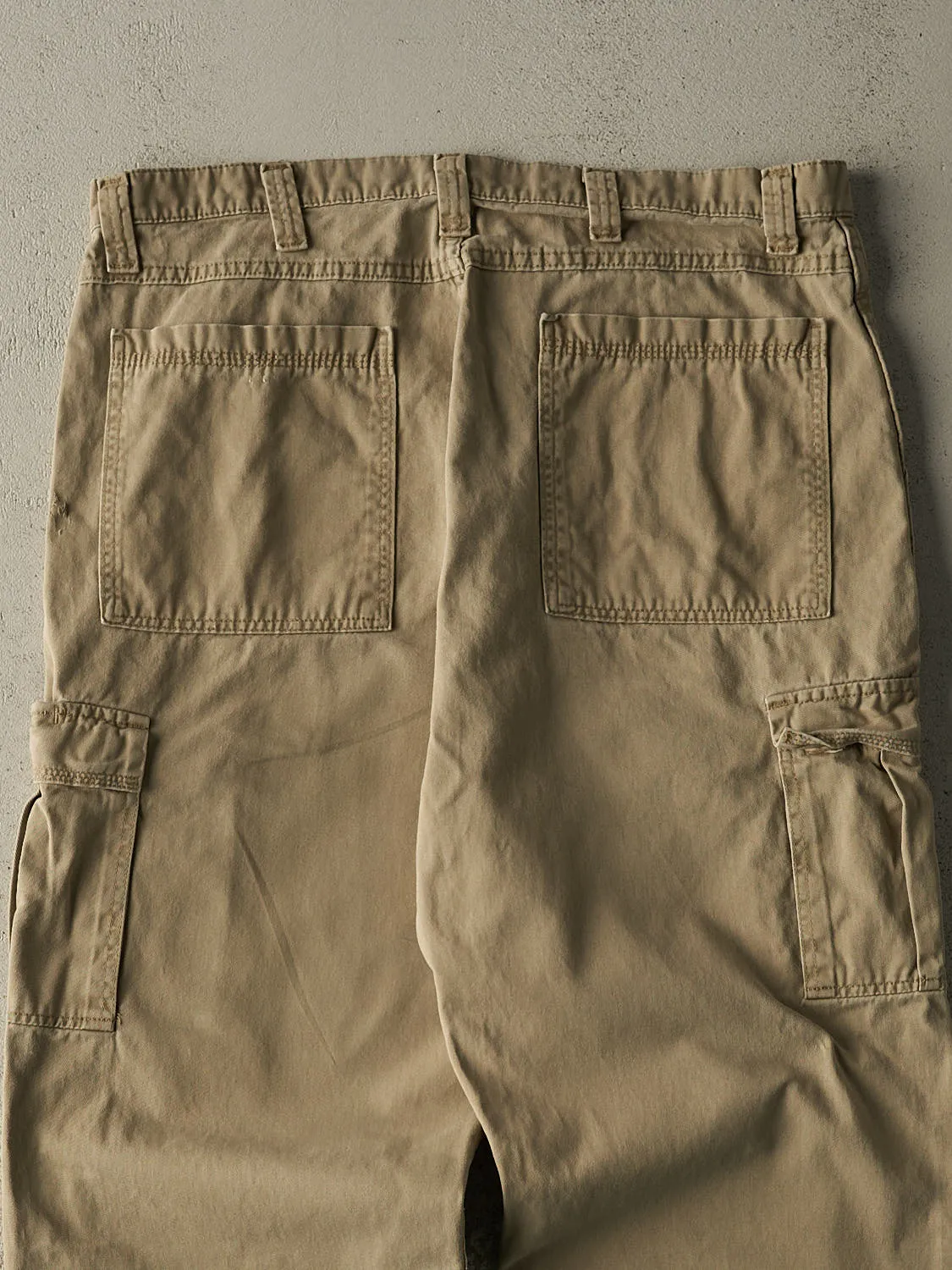 Vintage 90s Beige Wrangler Cargo Pants (37x29) sold by Rebalance Vintage product image thumbnail 4