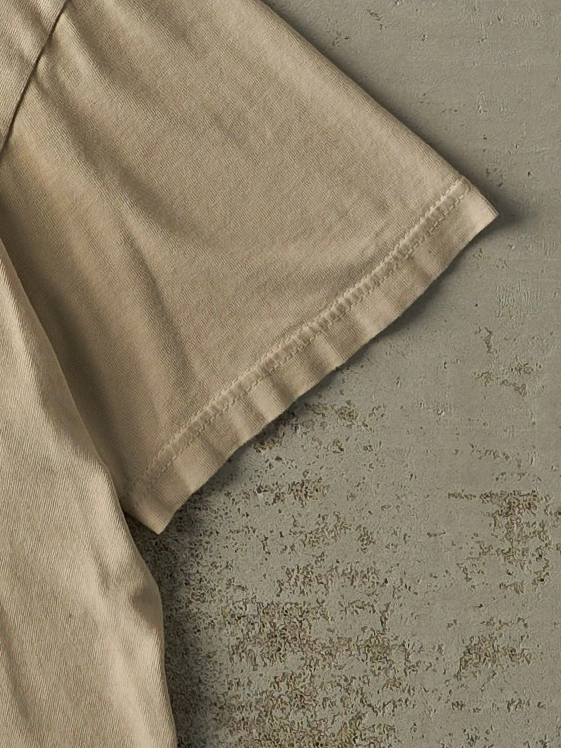 Vintage Y2K Beige Blank Pocket Tee (M/L) sold by Rebalance Vintage product image thumbnail 3