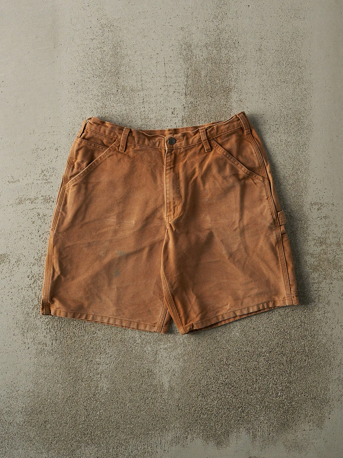 Vintage Y2K Camel Dakota Carpenter Shorts (32x10) sold by Rebalance Vintage