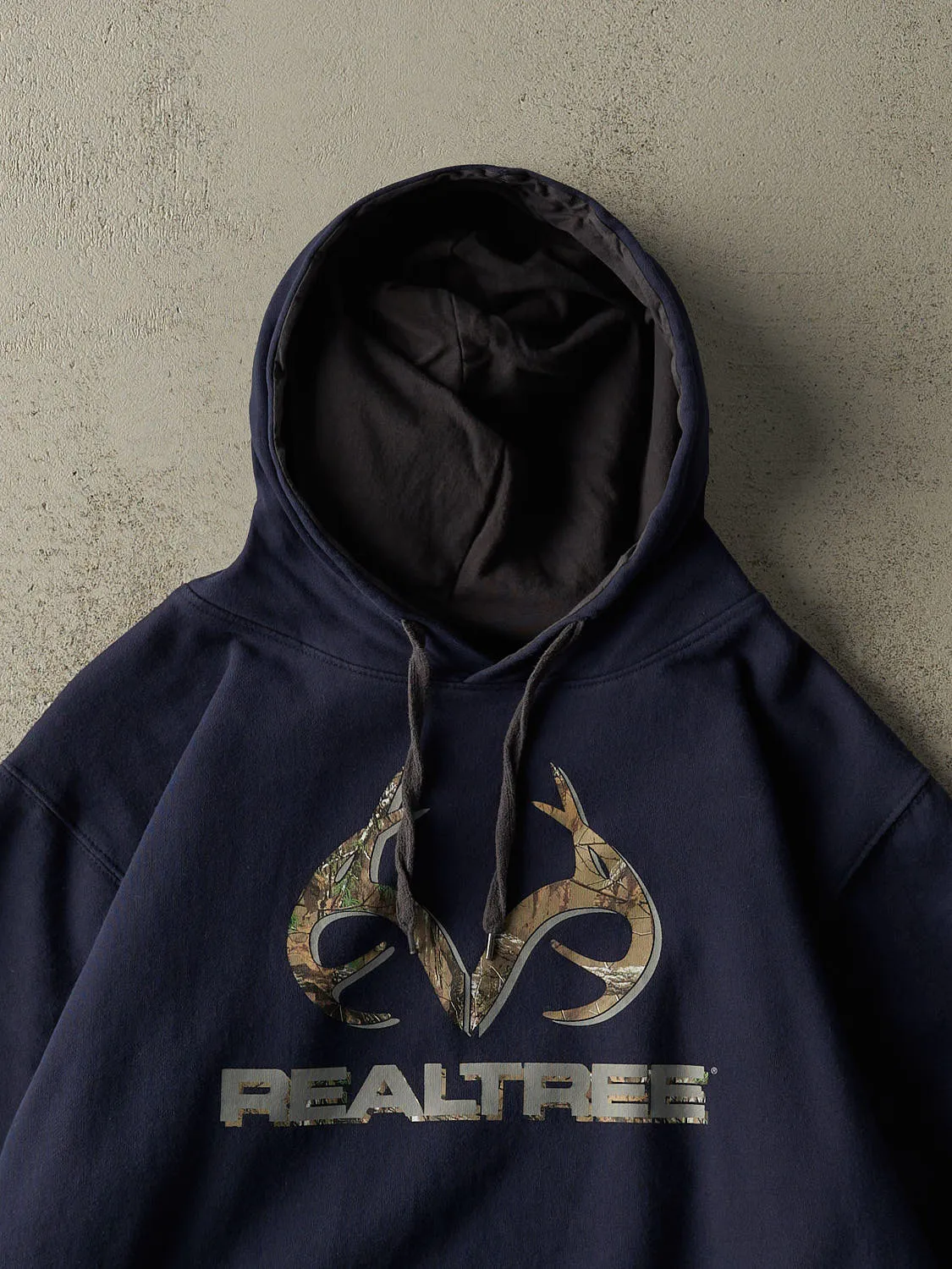 Vintage Y2K Navy Blue Realtree Hoodie (XL/XXL) sold by Rebalance Vintage product image thumbnail 2