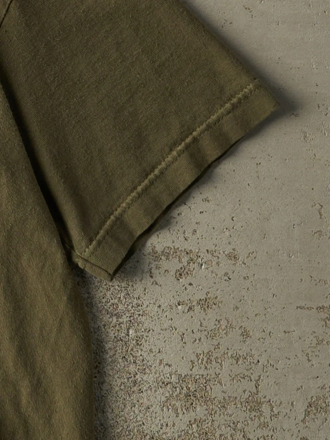 Vintage Y2K Green US Army Tee (M) sold by Rebalance Vintage product image thumbnail 3