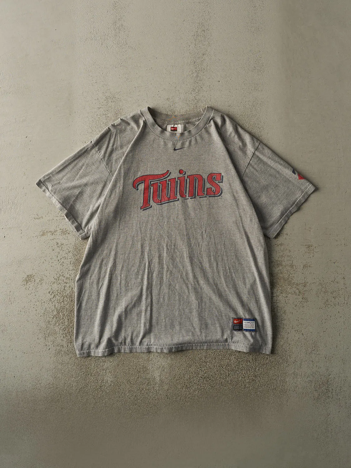 Vintage Y2K Grey Minnesota Twins Nike Middle Swoosh Tee (XL) sold by Rebalance Vintage