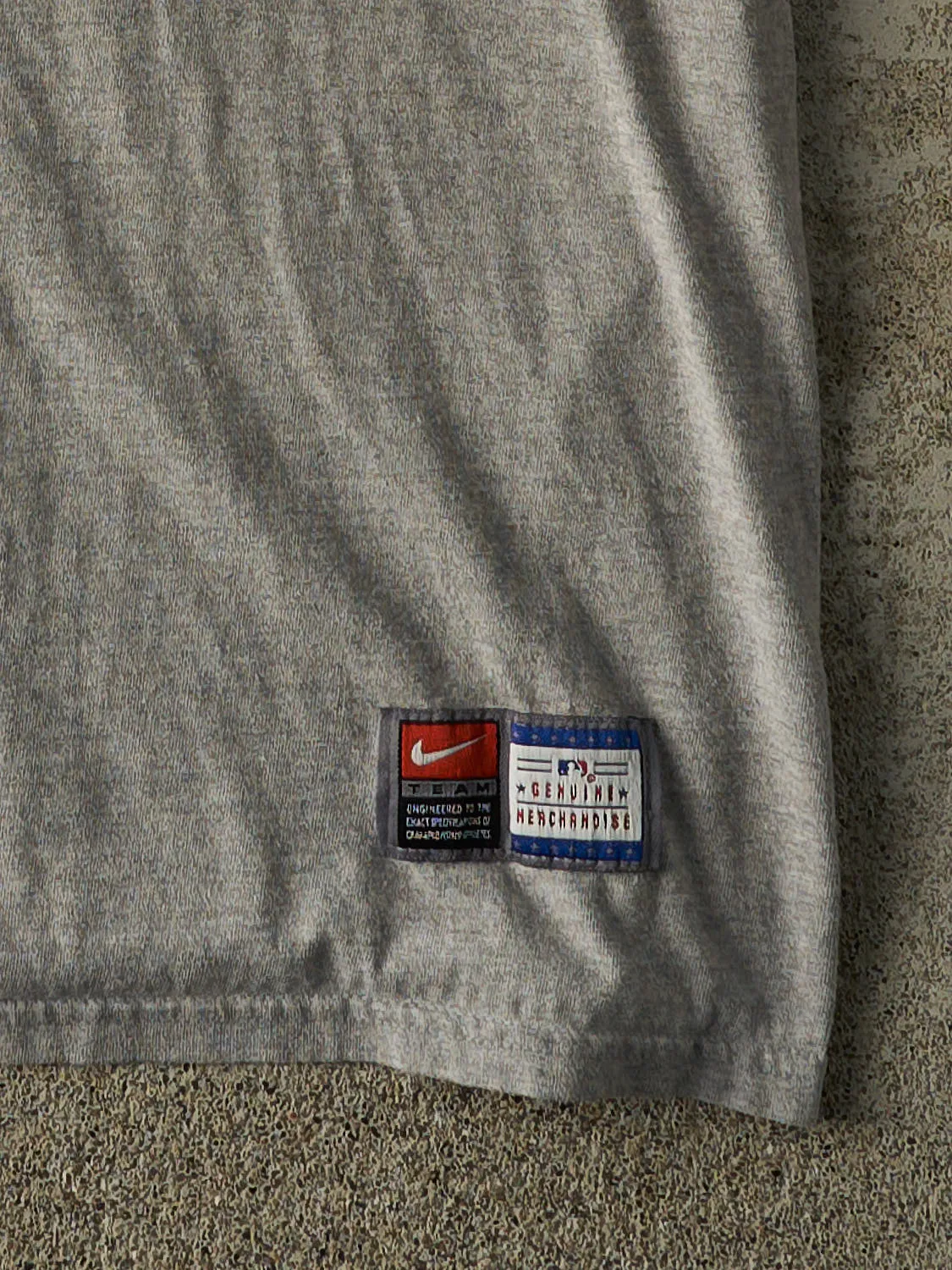 Vintage Y2K Grey Minnesota Twins Nike Middle Swoosh Tee (XL) sold by Rebalance Vintage product image thumbnail 3