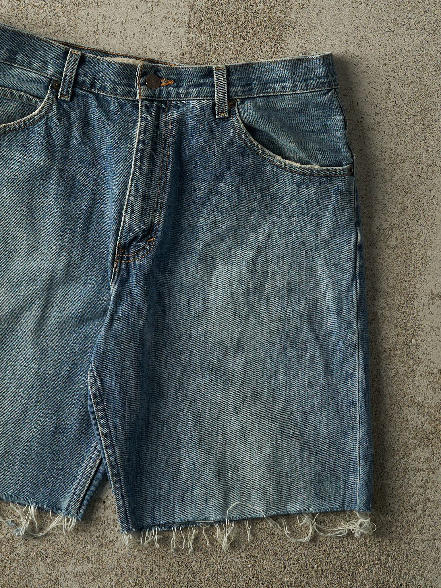 Vintage 90s Mid Wash Gap Cut Off Jean Shorts (33x9.5) sold by Rebalance Vintage product image thumbnail 3