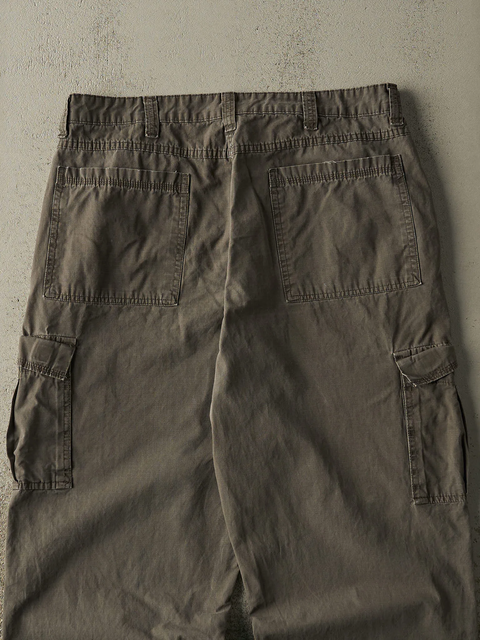 Vintage Y2K Grey Wrangler Cargo Pants (36x30) sold by Rebalance Vintage product image thumbnail 4