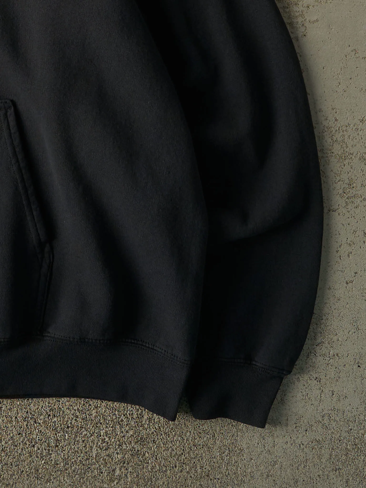 Vintage Y2K Black Harley Davidson Hoodie (L/XL) sold by Rebalance Vintage product image thumbnail 3