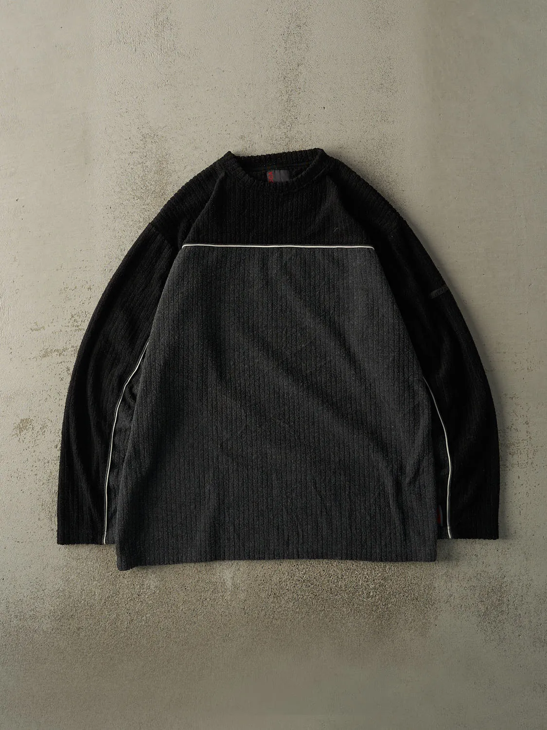 Vintage Y2K Black & Grey Striped Textured Long Sleeve (XL/XXL) sold by Rebalance Vintage