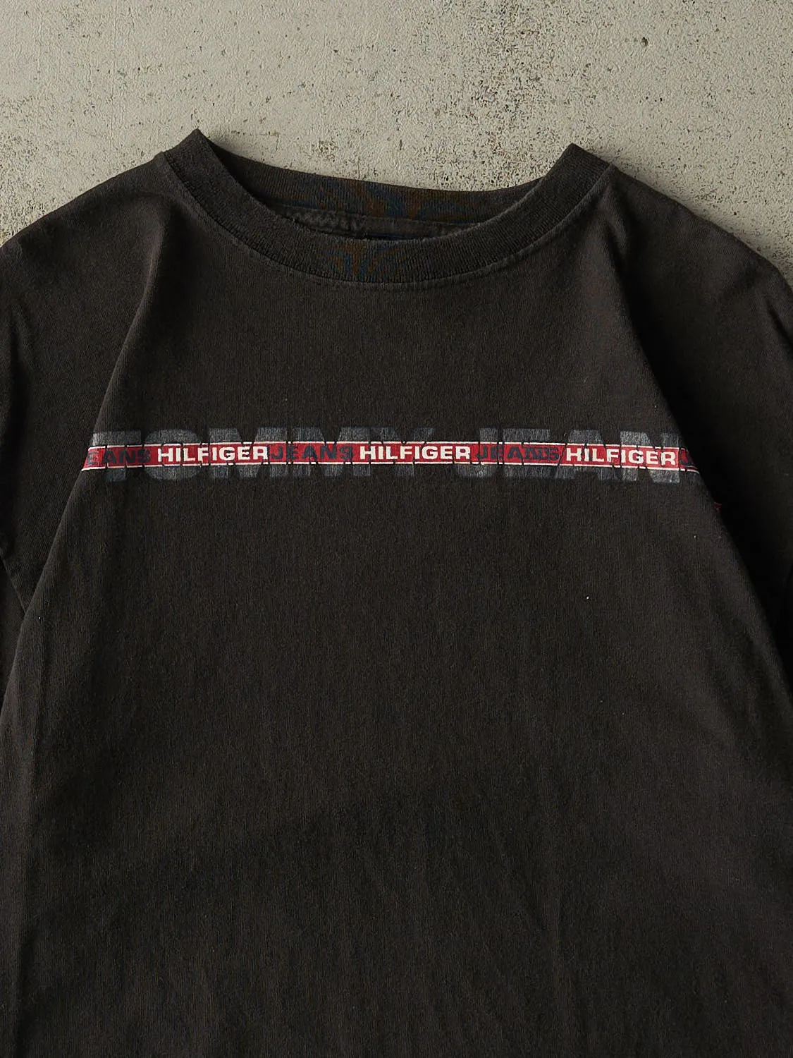 Vintage Y2K Black Tommy Hilfiger Jeans Tee (L/XL) sold by Rebalance Vintage product image thumbnail 2