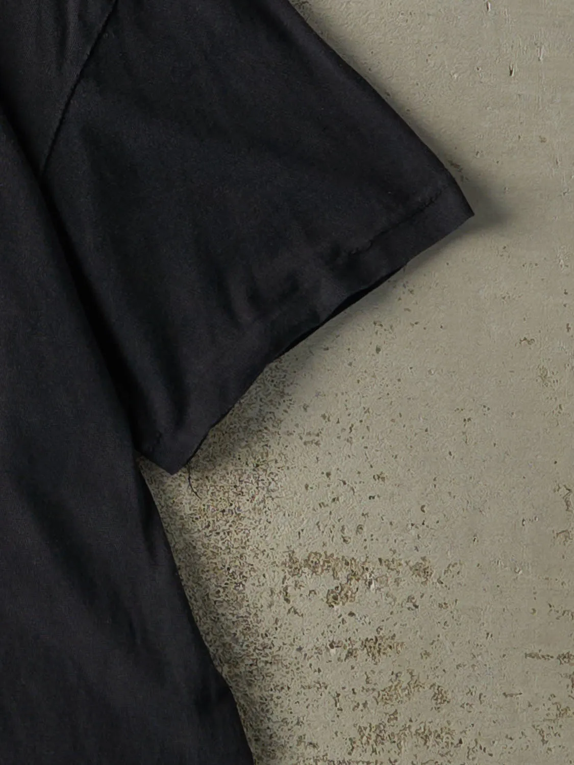 Vintage Y2K Black Quiksilver Logo Tee (L) sold by Rebalance Vintage product image thumbnail 3