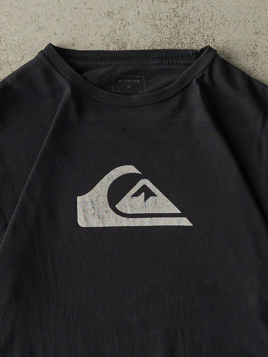 Vintage Y2K Black Quiksilver Logo Tee (L) sold by Rebalance Vintage product image thumbnail 2