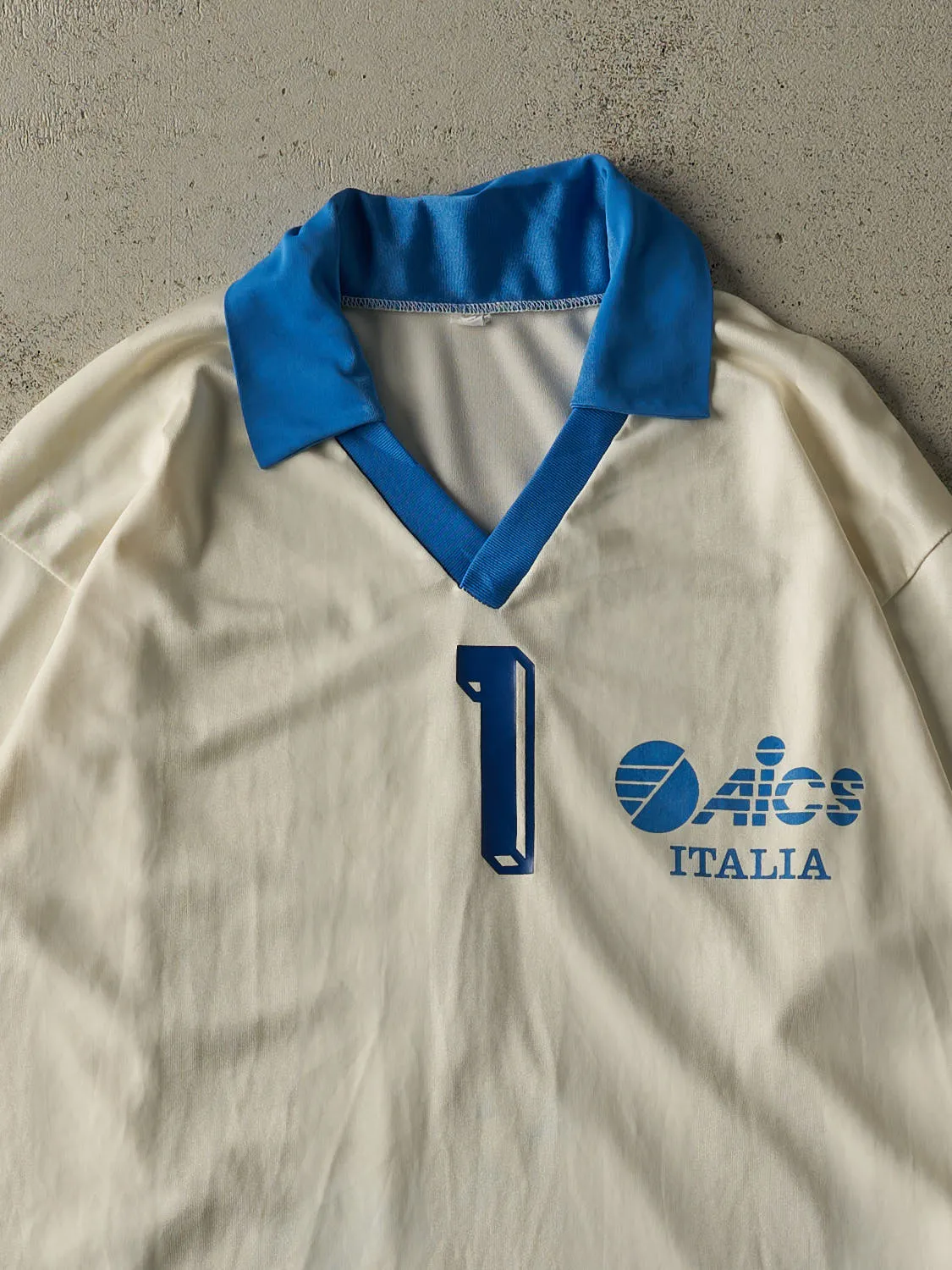 Vintage Y2K White & Blue Italia Long Sleeve Soccer Jersey (L/XL) sold by Rebalance Vintage product image thumbnail 3